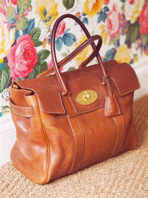 Mulberry Bayswater Bag: my honest review as a handbag collector.